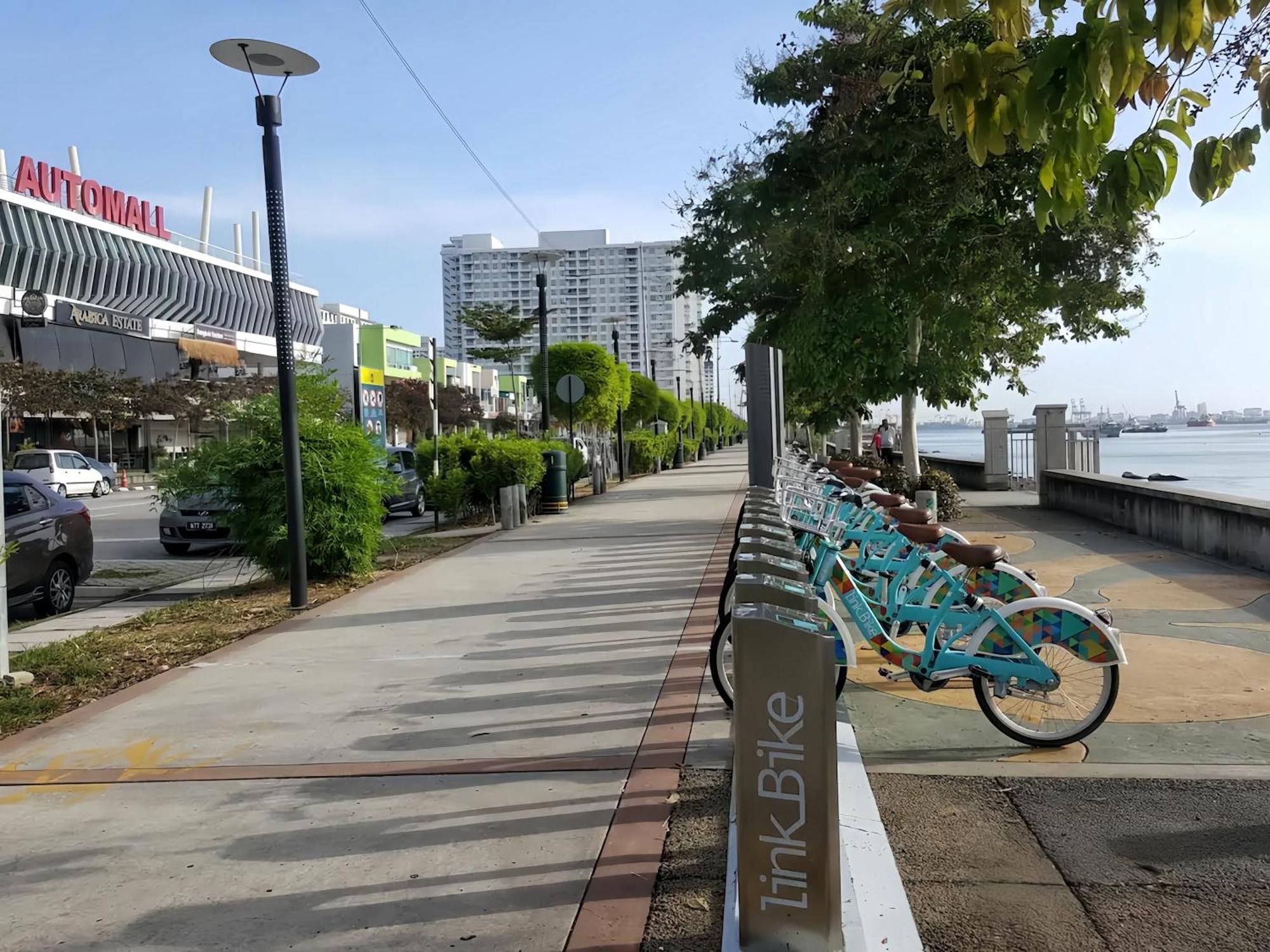Maritime Seaview Suites Penang จอร์จทาวน์ ภายนอก รูปภาพ
