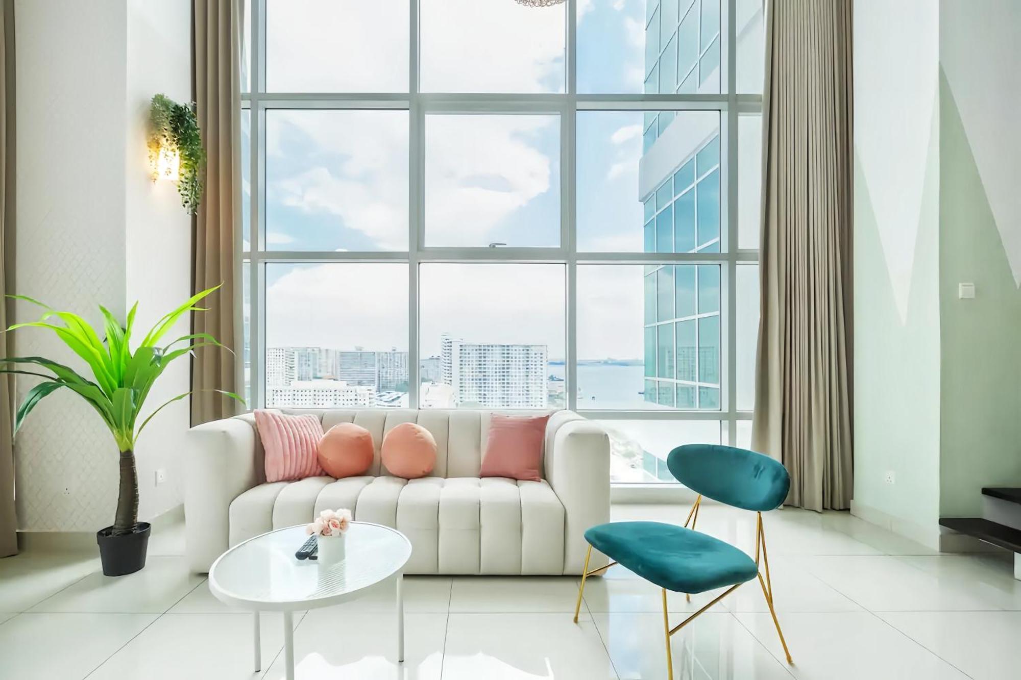 Maritime Seaview Suites Penang จอร์จทาวน์ ภายนอก รูปภาพ